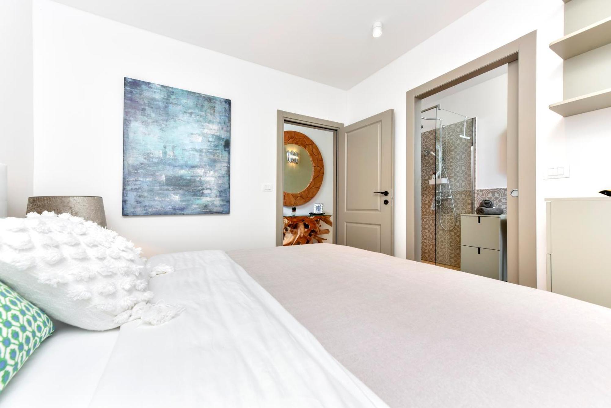Luxury Apartment Sunce Rovigno Esterno foto