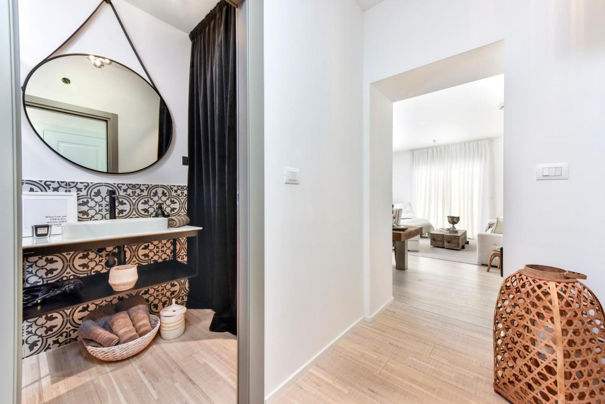 Luxury Apartment Sunce Rovigno Esterno foto